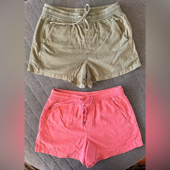 2 GAP KHAKI Small Pull-on Cotton Drawstring Shorts in Pink & Green Orig $50 Each - Picture 1 of 12